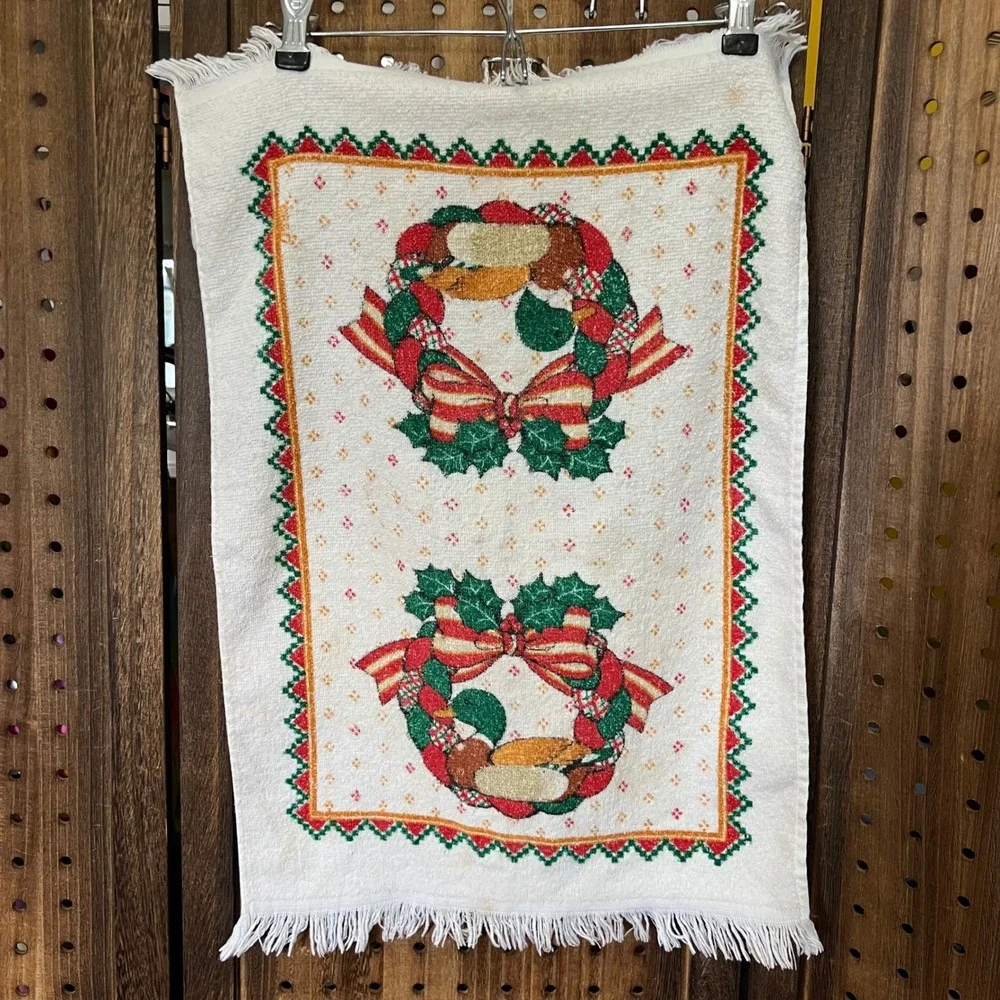 Vintage Duck and Bear Holiday Print Kitchen Towels Lot of 2 cottagecore kitsch